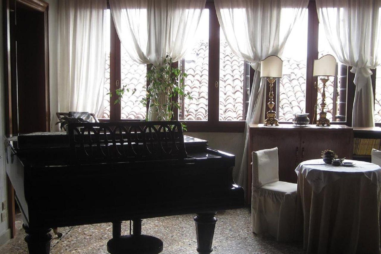 Bed and breakfast At A Palazzo 3*