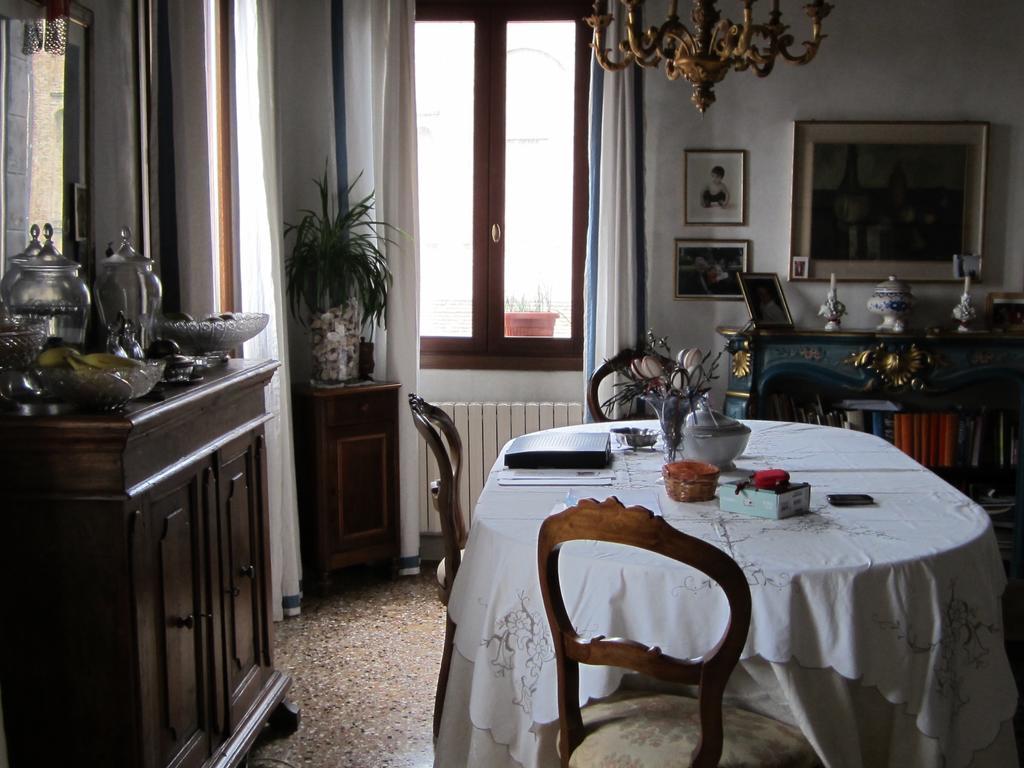 At A Palazzo Bed and breakfast Venecia